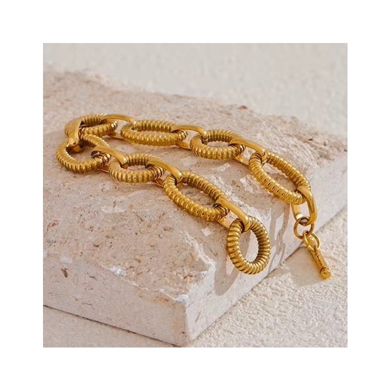 PULSERA QUEEN ACERO Y ORO WATERPROOF