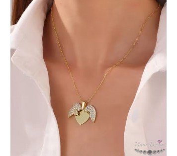 collar corazón con alas personalizado