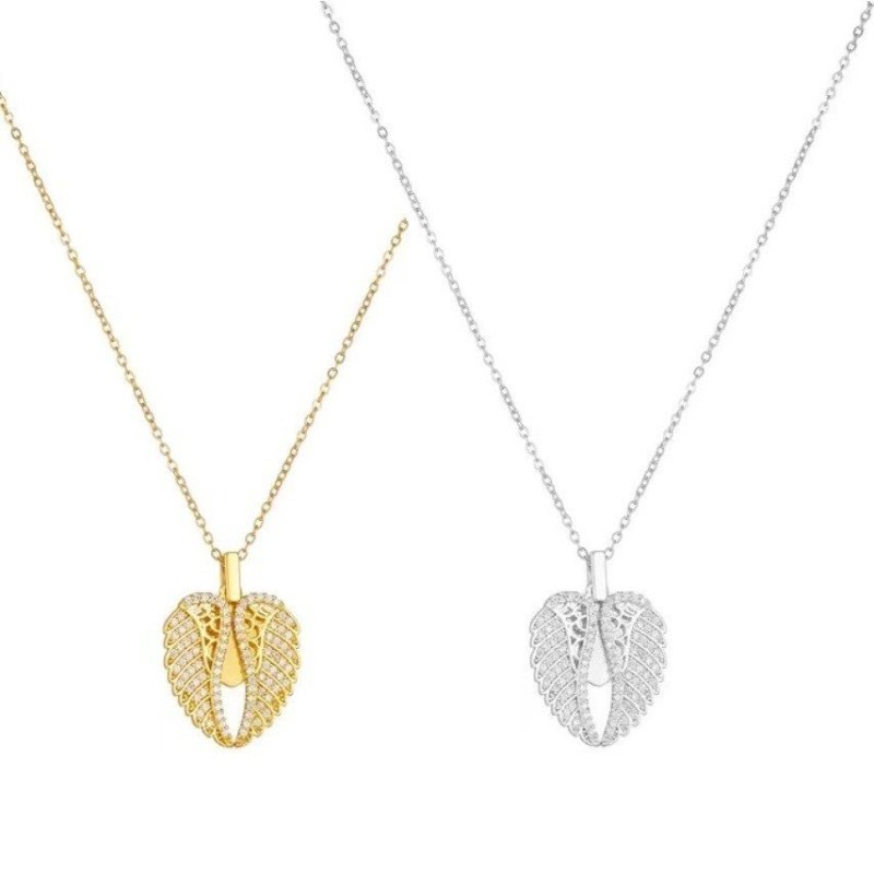 COLLAR CORAZÓN PERSONALIZADO CON ALAS QUE SE ABREN