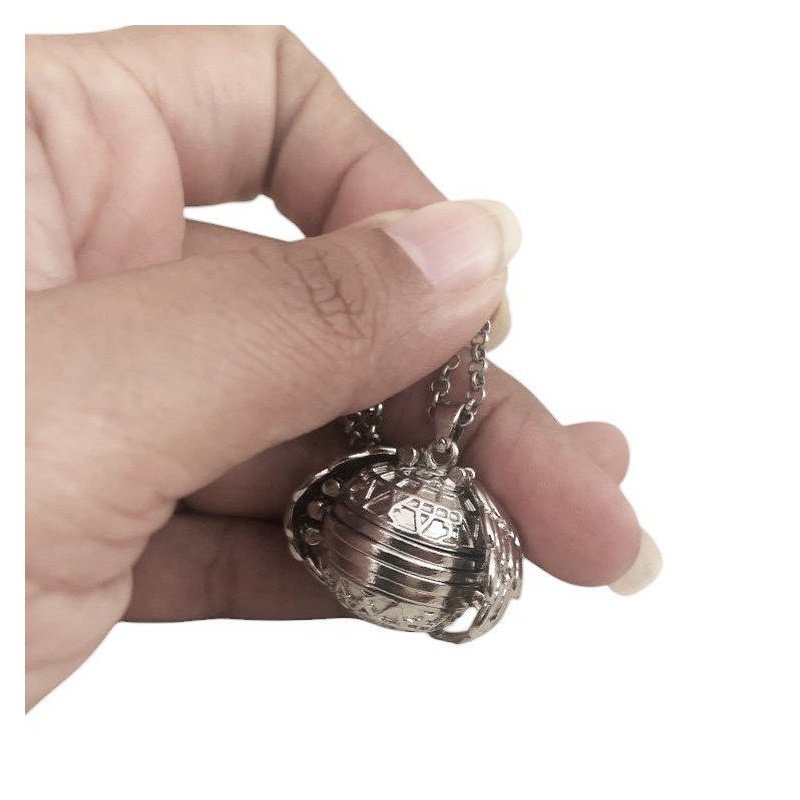 COLGANTE RELICARIO PORTAFOTOS MÚLTIPLE, DISEÑO LLAMADOR DE ÁNGELES