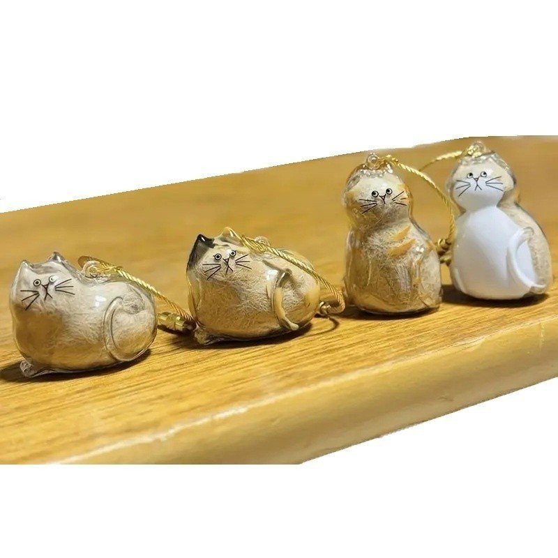 LLAVERO GATO GUARDAPELO, RECUERDO PERSONALIZADO