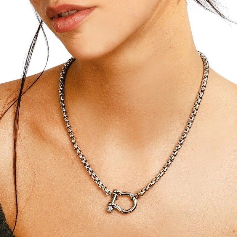 COLLAR HERRADURA ACERO INOX CON ROSCA