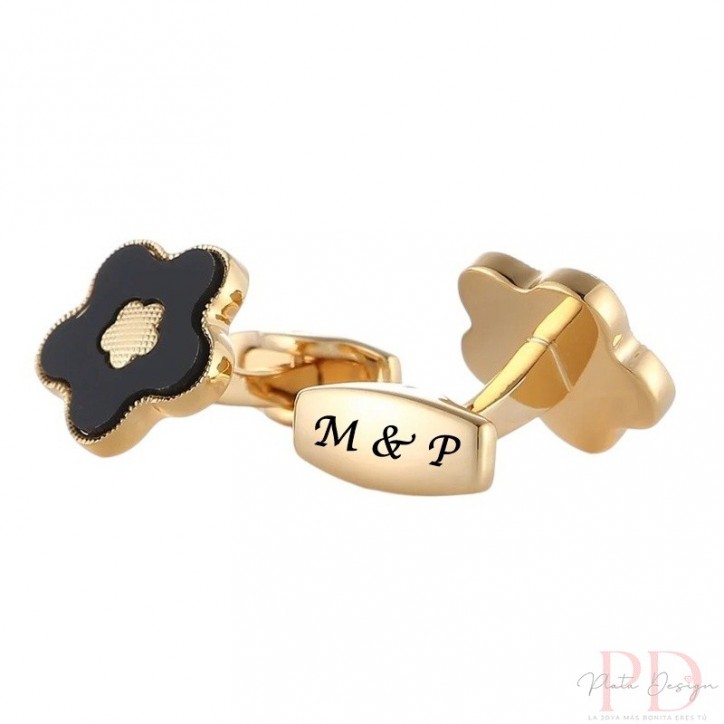 gemelos personalizados elegantes para novios