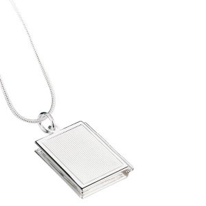 relicario en forma de libro personalizado para poner fotos