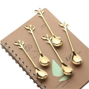 cucharas personalizadas doradas para cumpleaños