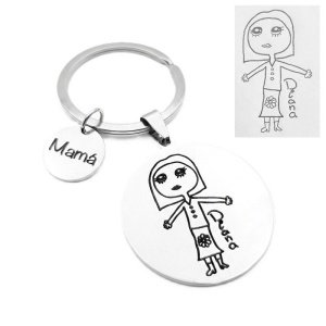 llavero personalizado con dibujo hecho a mano