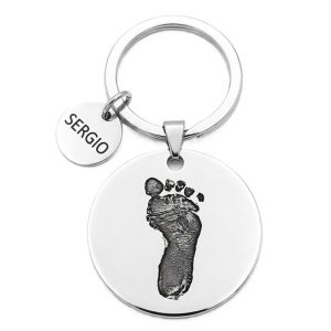 llaveros personalizados con huella pie