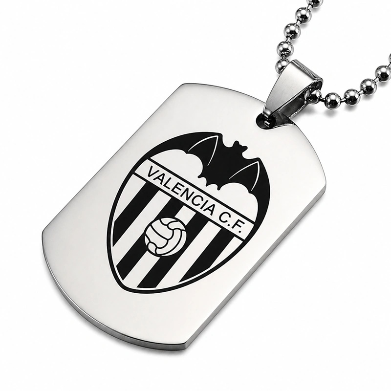 COLGANTE ESCUDO REAL MADRID EN ACERO