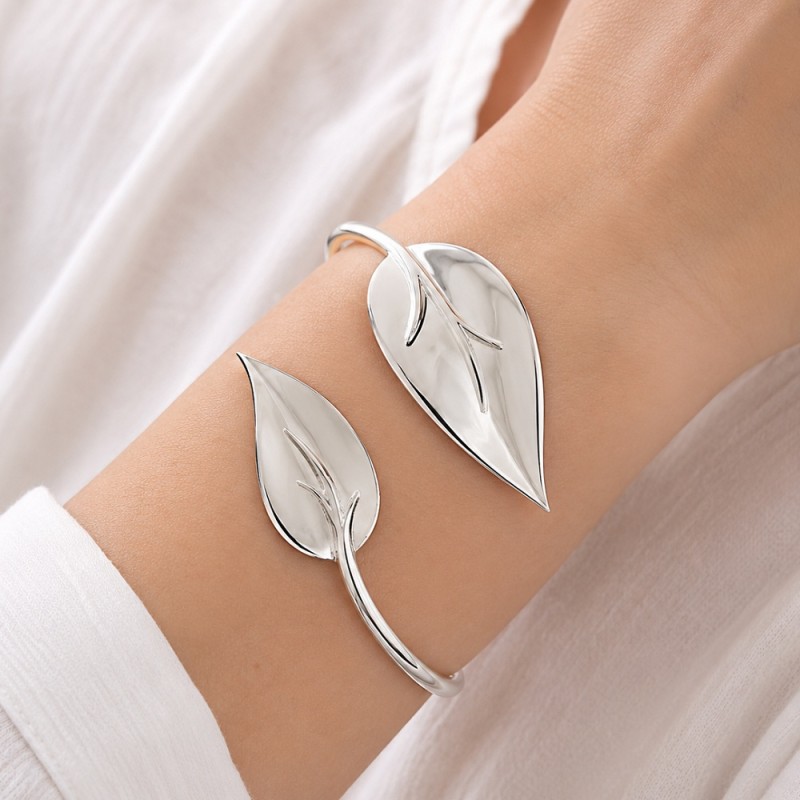 PULSERA PLATA ABIERTA HOJAS AJUSTABLE