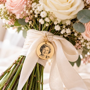 MEDALLA REDONDA PARA RAMO DE NOVIA CON FOTO