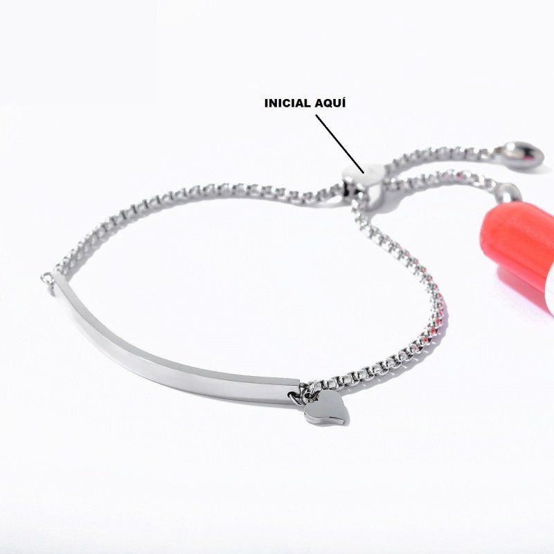 ESCLAVA MUJER CORAZÓN, ACERO