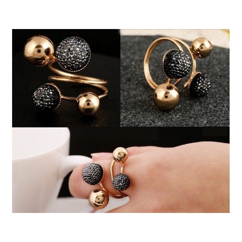 ANILLO DE DISEÑO BOLAS CON ORO 18 K