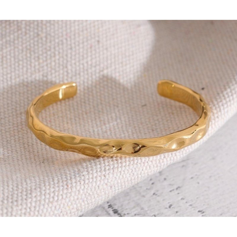 BRAZALETE ADARA, ACERO Y ORO WATERPROOF